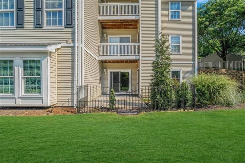 5002 Lenox Oval, Pittsburgh, PA 15237, 2 Bedrooms Bedrooms, 7 Rooms Rooms,2 BathroomsBathrooms,Residential,For Sale,Lenox Oval,0,1711796