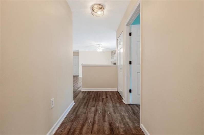 5002 Lenox Oval, Pittsburgh, PA 15237, 2 Bedrooms Bedrooms, 7 Rooms Rooms,2 BathroomsBathrooms,Residential,For Sale,Lenox Oval,0,1711796