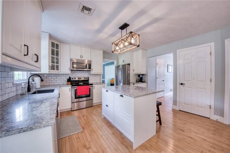 815 Graywyck Dr, Seven Fields, PA 16046, 4 Bedrooms Bedrooms, 10 Rooms Rooms,3.1 BathroomsBathrooms,Residential,For Sale,Graywyck Dr,0,1711812