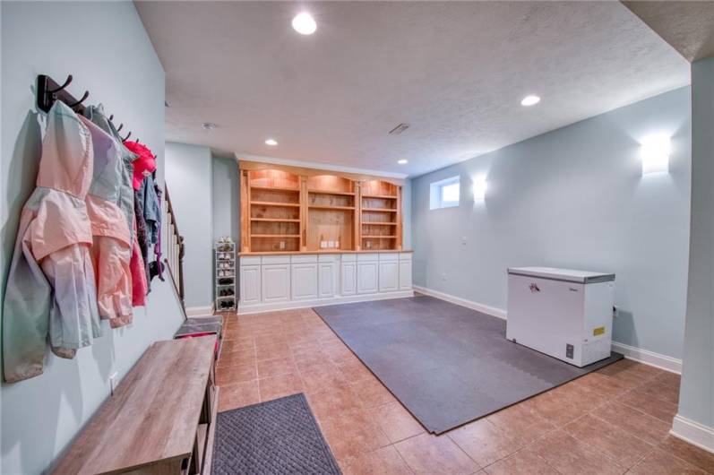 815 Graywyck Dr, Seven Fields, PA 16046, 4 Bedrooms Bedrooms, 10 Rooms Rooms,3.1 BathroomsBathrooms,Residential,For Sale,Graywyck Dr,0,1711812
