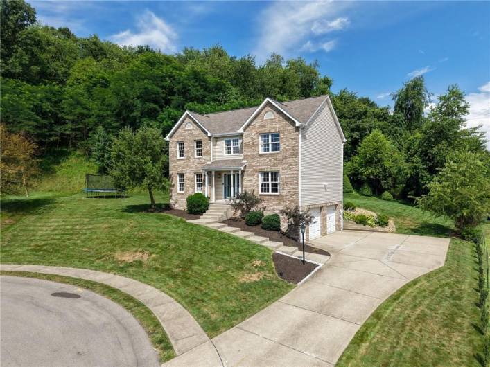 815 Graywyck Dr, Seven Fields, PA 16046, 4 Bedrooms Bedrooms, 10 Rooms Rooms,3.1 BathroomsBathrooms,Residential,For Sale,Graywyck Dr,0,1711812