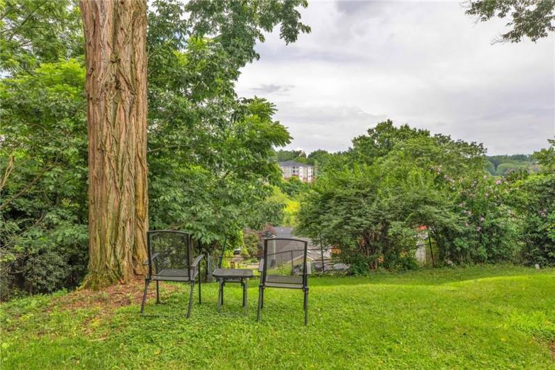 1331 Blue Jay Dr, Pittsburgh, PA 15243, 4 Bedrooms Bedrooms, 8 Rooms Rooms,2 BathroomsBathrooms,Residential,For Sale,Blue Jay Dr,0,1711814