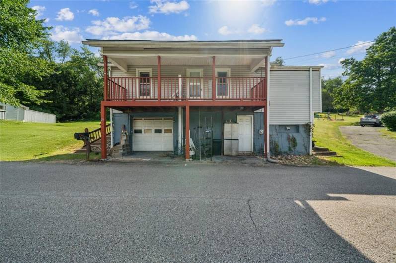29 Creedmore Rd, Cecil, PA 15321, 2 Bedrooms Bedrooms, 6 Rooms Rooms,1.1 BathroomsBathrooms,Residential,For Sale,Creedmore Rd,0,1711819