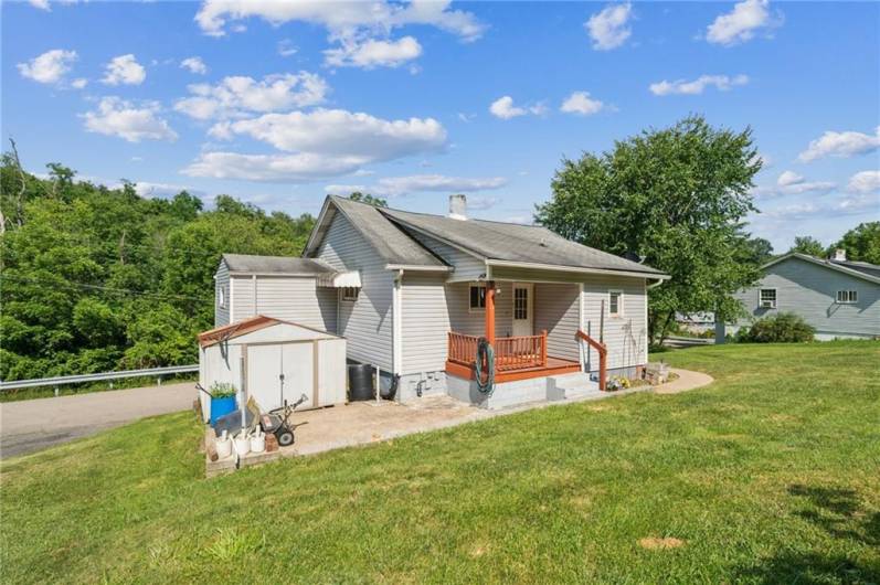 29 Creedmore Rd, Cecil, PA 15321, 2 Bedrooms Bedrooms, 6 Rooms Rooms,1.1 BathroomsBathrooms,Residential,For Sale,Creedmore Rd,0,1711819