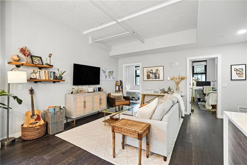 2545 Penn Avenue, Pittsburgh, PA 15222, 2 Bedrooms Bedrooms, 7 Rooms Rooms,2.1 BathroomsBathrooms,Residential,For Sale,Penn Avenue,0,1711860