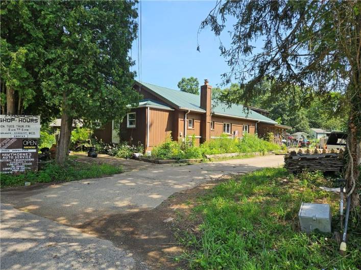 515 Steiner Bridge Rd, Valencia, PA 16059, 3 Bedrooms Bedrooms, ,1 BathroomBathrooms,Residential,For Sale,Steiner Bridge Rd,1711875