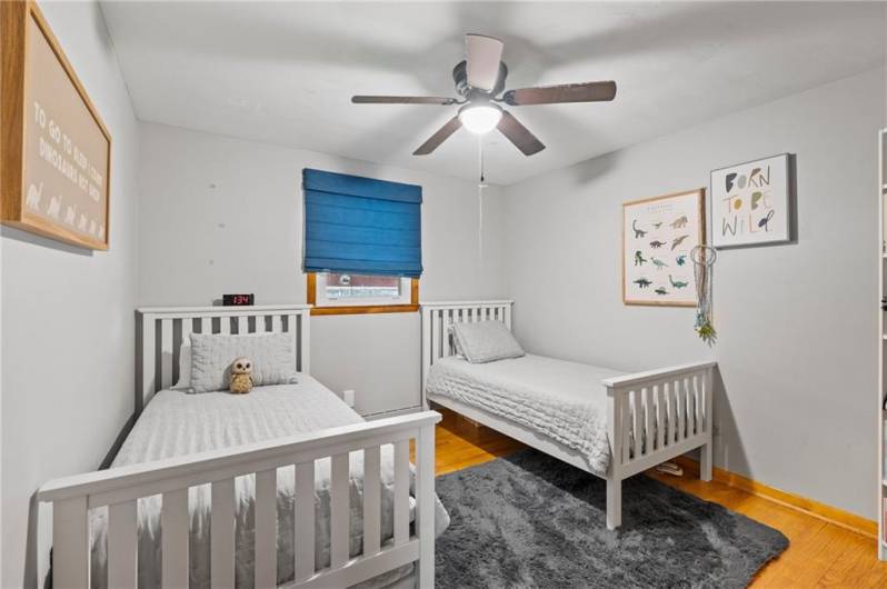16 Greenville Drive, Greenville, PA 16125, 3 Bedrooms Bedrooms, 8 Rooms Rooms,1.1 BathroomsBathrooms,Residential,For Sale,Greenville Drive,0,1711897