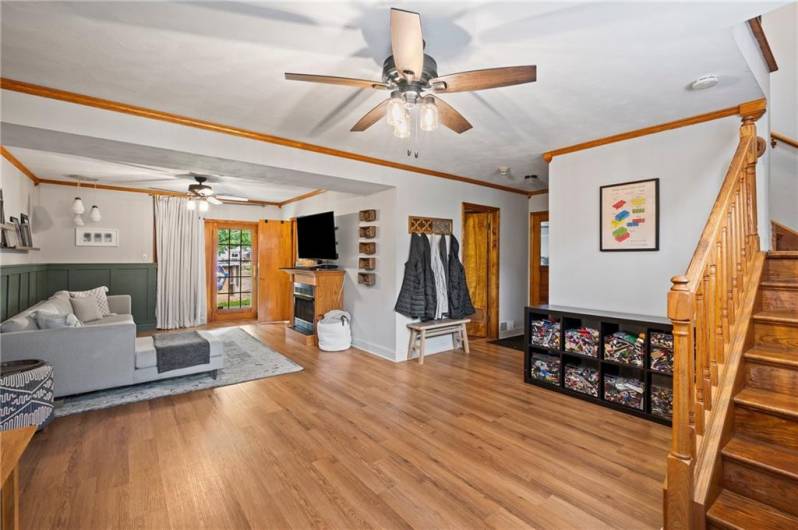 16 Greenville Drive, Greenville, PA 16125, 3 Bedrooms Bedrooms, 8 Rooms Rooms,1.1 BathroomsBathrooms,Residential,For Sale,Greenville Drive,0,1711897