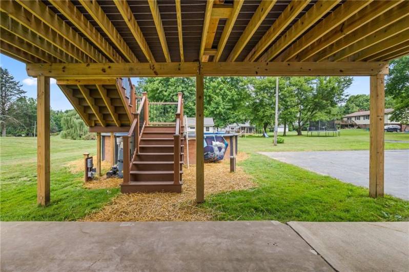 16 Greenville Drive, Greenville, PA 16125, 3 Bedrooms Bedrooms, 8 Rooms Rooms,1.1 BathroomsBathrooms,Residential,For Sale,Greenville Drive,0,1711897