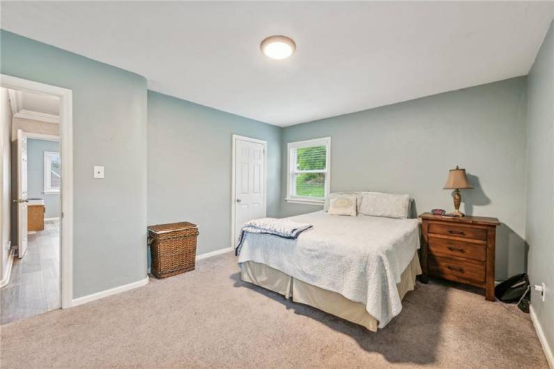 301 Lewis Ave, Jeannette, PA 15644, 4 Bedrooms Bedrooms, 9 Rooms Rooms,2 BathroomsBathrooms,Residential,For Sale,Lewis Ave,0,1668079