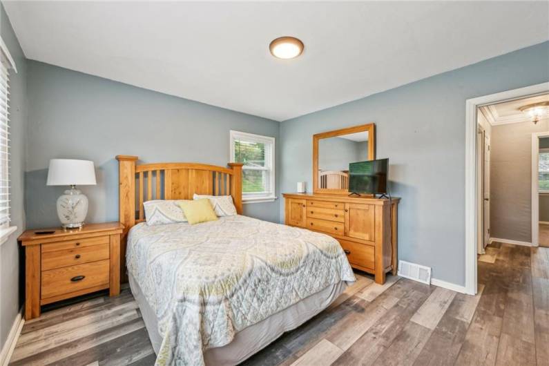 301 Lewis Ave, Jeannette, PA 15644, 4 Bedrooms Bedrooms, 9 Rooms Rooms,2 BathroomsBathrooms,Residential,For Sale,Lewis Ave,0,1668079