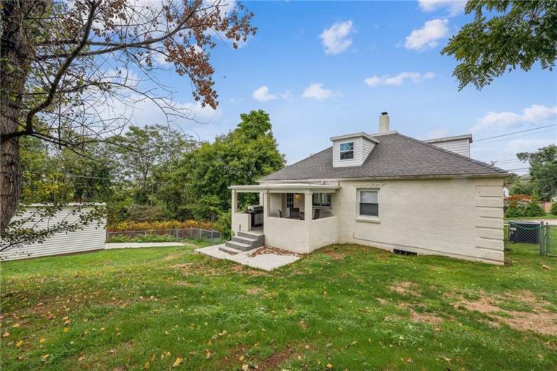 301 Lewis Ave, Jeannette, PA 15644, 4 Bedrooms Bedrooms, 9 Rooms Rooms,2 BathroomsBathrooms,Residential,For Sale,Lewis Ave,0,1668079