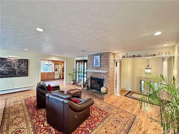214 Raptor Cir, New Castle, PA 16105, 3 Bedrooms Bedrooms, 11 Rooms Rooms,3 BathroomsBathrooms,Residential,For Sale,Raptor Cir,0,1680791