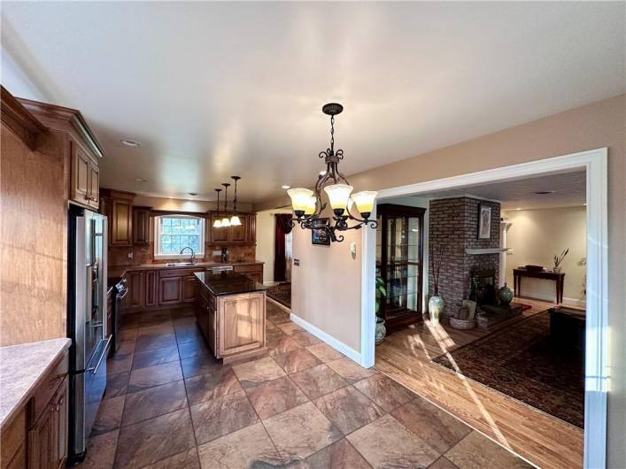 214 Raptor Cir, New Castle, PA 16105, 3 Bedrooms Bedrooms, 11 Rooms Rooms,3 BathroomsBathrooms,Residential,For Sale,Raptor Cir,0,1680791