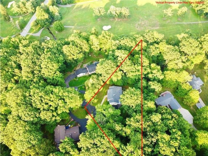 214 Raptor Cir, New Castle, PA 16105, 3 Bedrooms Bedrooms, 11 Rooms Rooms,3 BathroomsBathrooms,Residential,For Sale,Raptor Cir,0,1680791