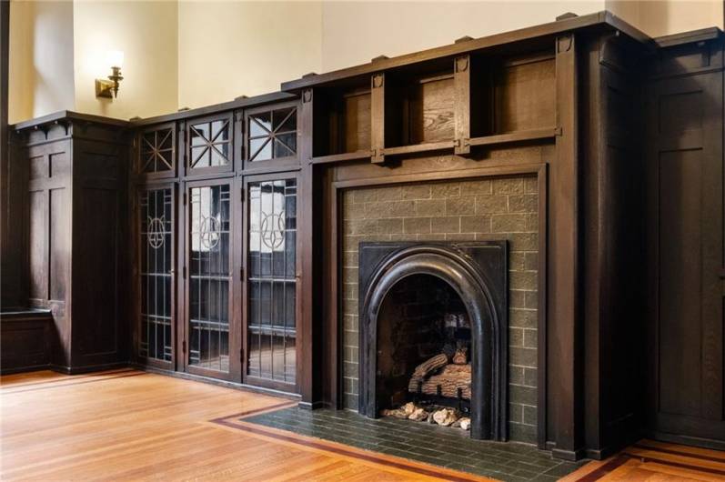 5575 Hampton St, Pittsburgh, PA 15206, 6 Bedrooms Bedrooms, 11 Rooms Rooms,3.1 BathroomsBathrooms,Residential,For Sale,Hampton St,0,1688338