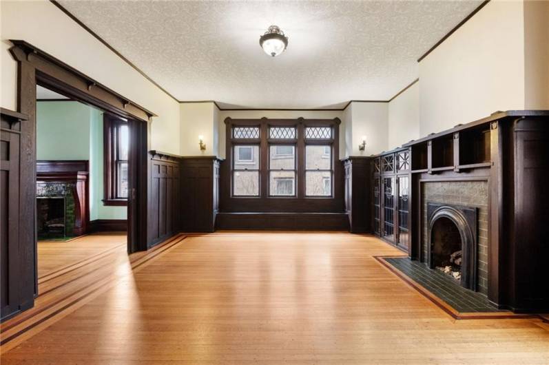 5575 Hampton St, Pittsburgh, PA 15206, 6 Bedrooms Bedrooms, 11 Rooms Rooms,3.1 BathroomsBathrooms,Residential,For Sale,Hampton St,0,1688338