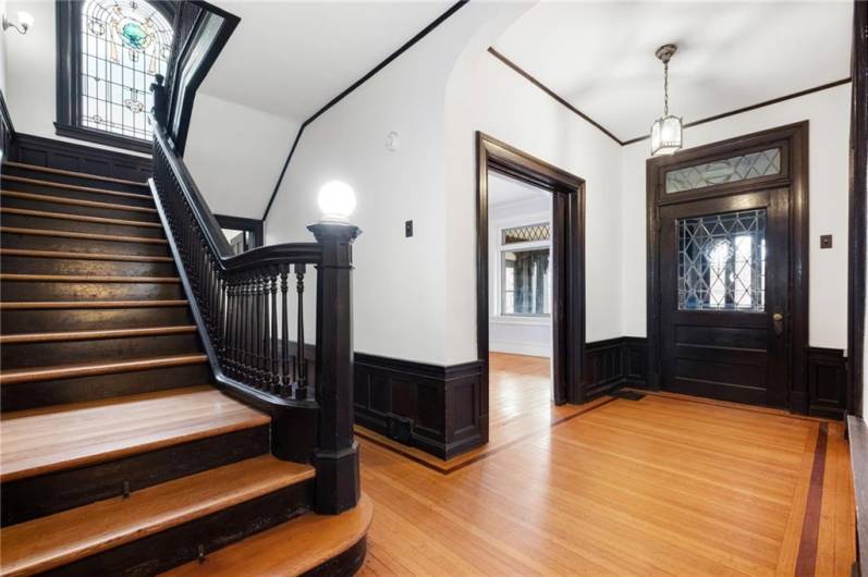 5575 Hampton St, Pittsburgh, PA 15206, 6 Bedrooms Bedrooms, 11 Rooms Rooms,3.1 BathroomsBathrooms,Residential,For Sale,Hampton St,0,1688338