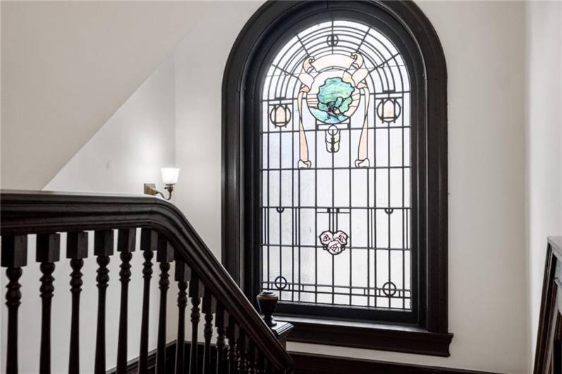 5575 Hampton St, Pittsburgh, PA 15206, 6 Bedrooms Bedrooms, 11 Rooms Rooms,3.1 BathroomsBathrooms,Residential,For Sale,Hampton St,0,1688338