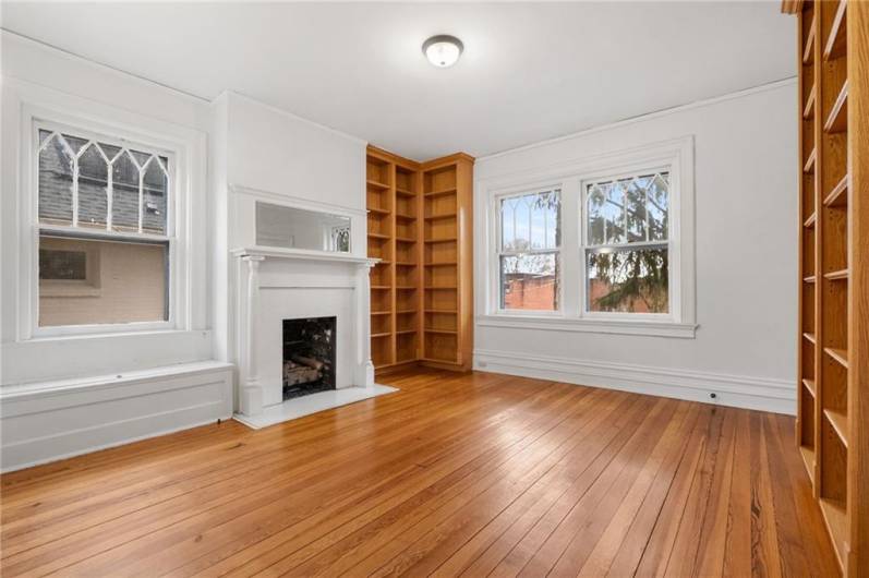 5575 Hampton St, Pittsburgh, PA 15206, 6 Bedrooms Bedrooms, 11 Rooms Rooms,3.1 BathroomsBathrooms,Residential,For Sale,Hampton St,0,1688338