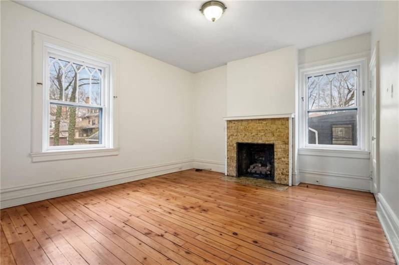 5575 Hampton St, Pittsburgh, PA 15206, 6 Bedrooms Bedrooms, 11 Rooms Rooms,3.1 BathroomsBathrooms,Residential,For Sale,Hampton St,0,1688338