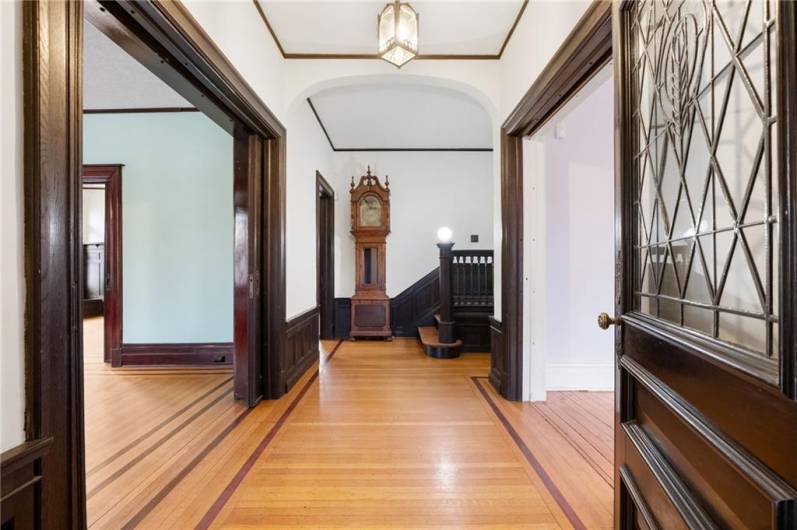 5575 Hampton St, Pittsburgh, PA 15206, 6 Bedrooms Bedrooms, 11 Rooms Rooms,3.1 BathroomsBathrooms,Residential,For Sale,Hampton St,0,1688338