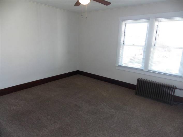 good size, bedroom with closet.