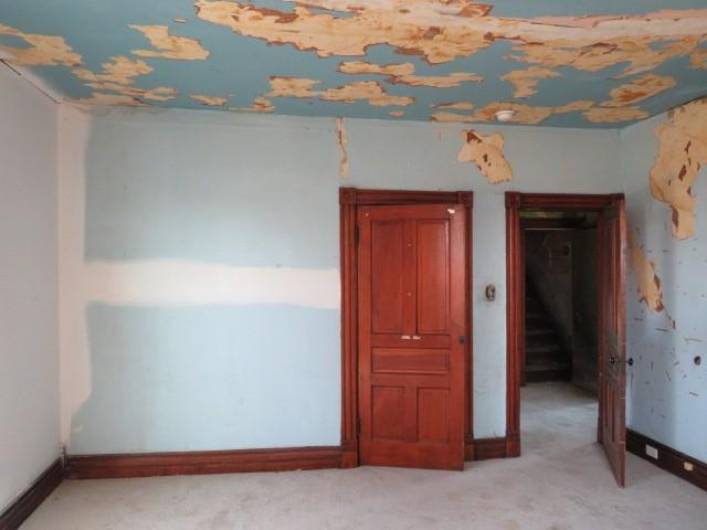 1250 Summerlea Ave, Washington, PA 15301, 4 Bedrooms Bedrooms, ,1 BathroomBathrooms,Residential,For Sale,Summerlea Ave,1706342
