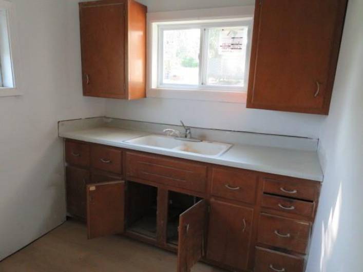 1250 Summerlea Ave, Washington, PA 15301, 4 Bedrooms Bedrooms, ,1 BathroomBathrooms,Residential,For Sale,Summerlea Ave,1706342