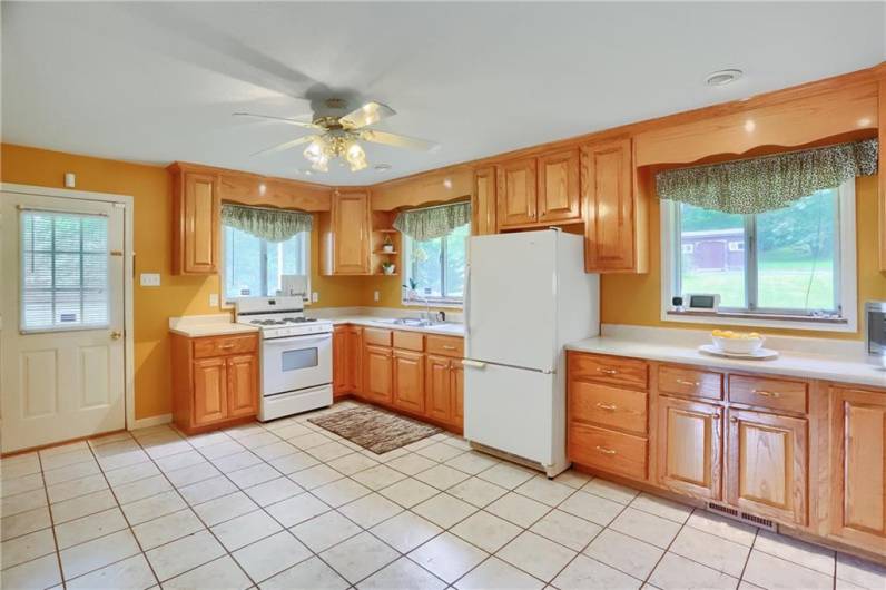 175 Brickyard Rd, Mars, PA 16046, 2 Bedrooms Bedrooms, ,1 BathroomBathrooms,Residential,For Sale,Brickyard Rd,0,1710846