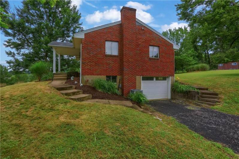 175 Brickyard Rd, Mars, PA 16046, 2 Bedrooms Bedrooms, ,1 BathroomBathrooms,Residential,For Sale,Brickyard Rd,0,1710846