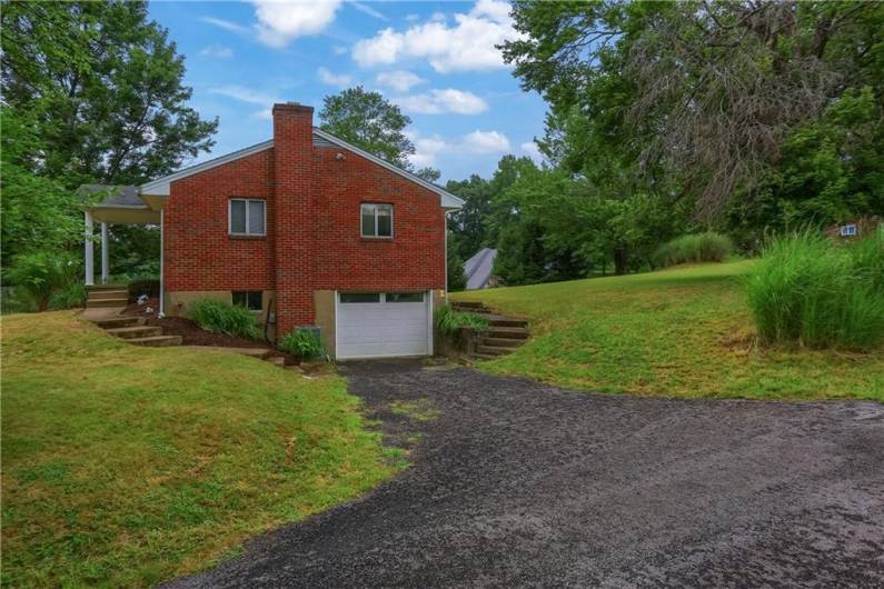 175 Brickyard Rd, Mars, PA 16046, 2 Bedrooms Bedrooms, ,1 BathroomBathrooms,Residential,For Sale,Brickyard Rd,0,1710846