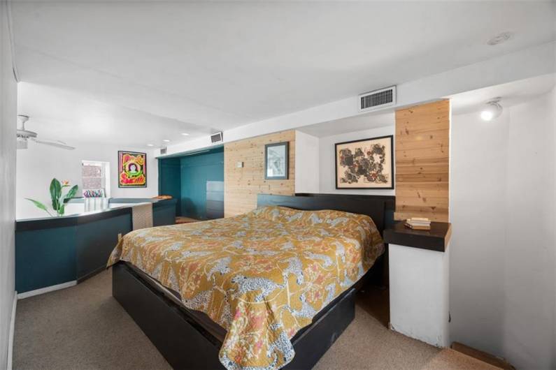 23 Seneca St, Pittsburgh, PA 15219, 1 Bedroom Bedrooms, ,2 BathroomsBathrooms,Residential,For Sale,Seneca St,0,1711346