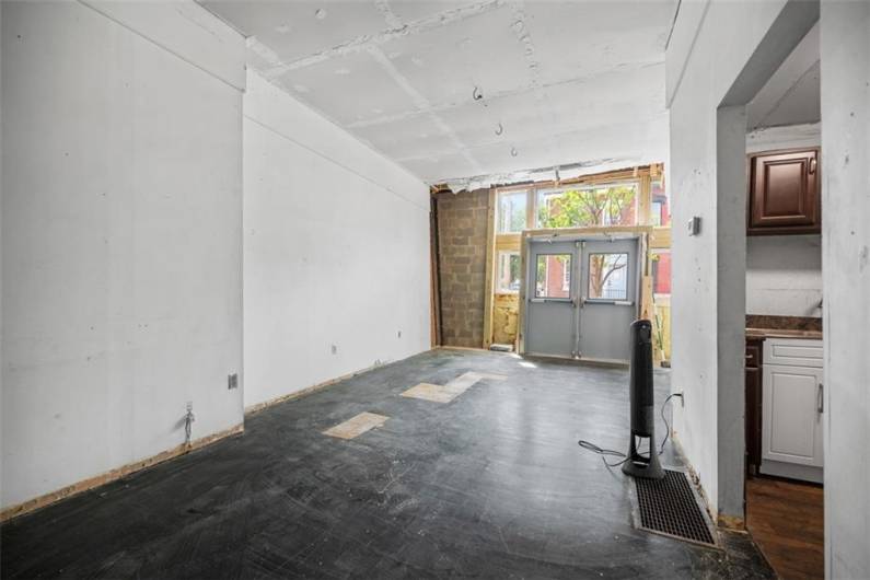 23 Seneca St, Pittsburgh, PA 15219, 1 Bedroom Bedrooms, ,2 BathroomsBathrooms,Residential,For Sale,Seneca St,0,1711346