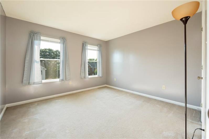 111 Stratford Ct, New Stanton, PA 15672, 4 Bedrooms Bedrooms, 10 Rooms Rooms,2.1 BathroomsBathrooms,Residential,For Sale,Stratford Ct,0,1711431