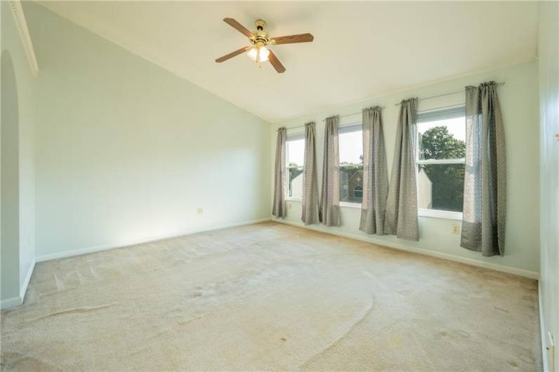 111 Stratford Ct, New Stanton, PA 15672, 4 Bedrooms Bedrooms, 10 Rooms Rooms,2.1 BathroomsBathrooms,Residential,For Sale,Stratford Ct,0,1711431