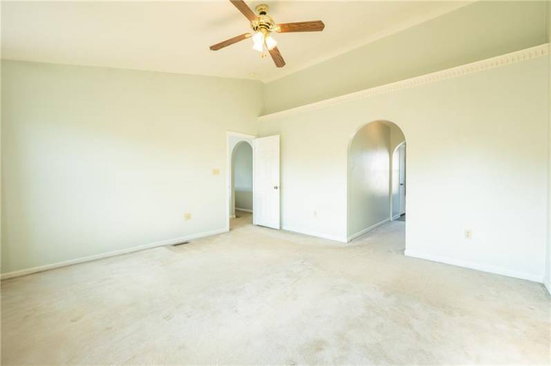 111 Stratford Ct, New Stanton, PA 15672, 4 Bedrooms Bedrooms, 10 Rooms Rooms,2.1 BathroomsBathrooms,Residential,For Sale,Stratford Ct,0,1711431