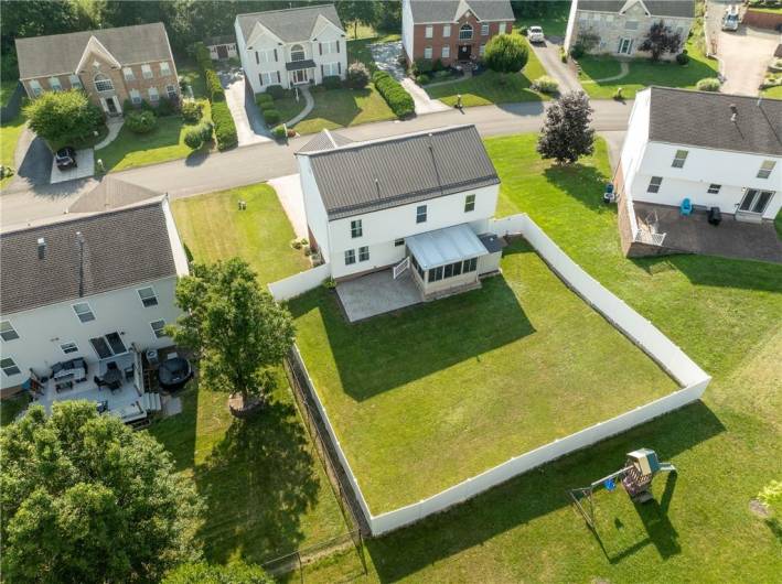 111 Stratford Ct, New Stanton, PA 15672, 4 Bedrooms Bedrooms, 10 Rooms Rooms,2.1 BathroomsBathrooms,Residential,For Sale,Stratford Ct,0,1711431