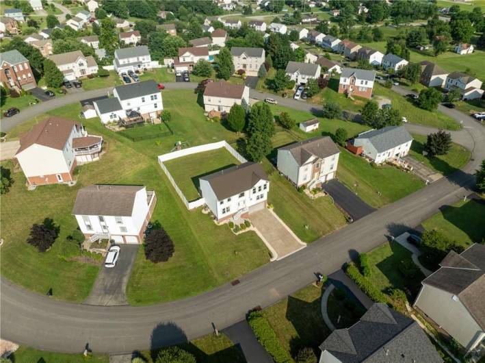 111 Stratford Ct, New Stanton, PA 15672, 4 Bedrooms Bedrooms, 10 Rooms Rooms,2.1 BathroomsBathrooms,Residential,For Sale,Stratford Ct,0,1711431
