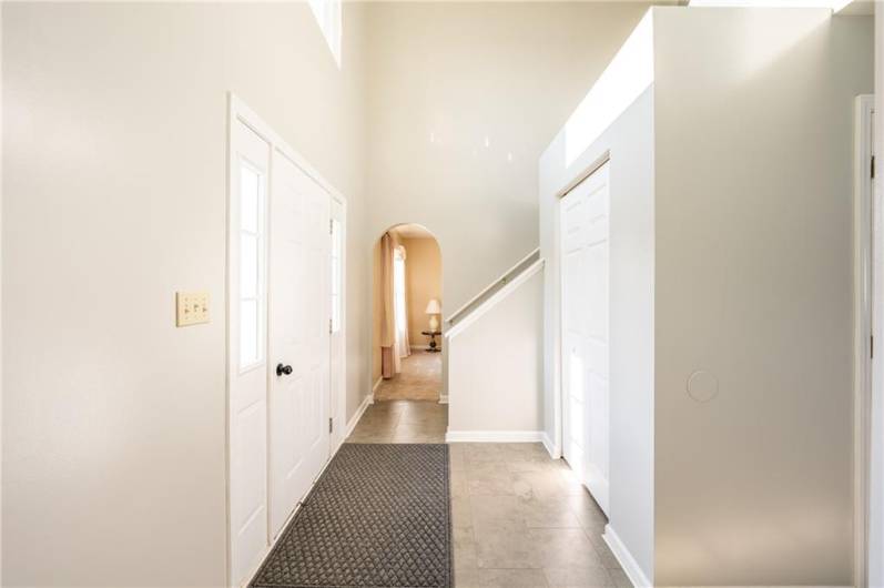 111 Stratford Ct, New Stanton, PA 15672, 4 Bedrooms Bedrooms, 10 Rooms Rooms,2.1 BathroomsBathrooms,Residential,For Sale,Stratford Ct,0,1711431