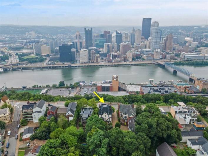 229 Grandview Ave, Pittsburgh, PA 15211, 2 Bedrooms Bedrooms, 6 Rooms Rooms,1 BathroomBathrooms,Residential,For Sale,Grandview Ave,0,1711457