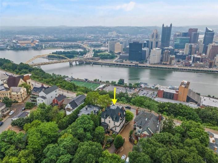 229 Grandview Ave, Pittsburgh, PA 15211, 2 Bedrooms Bedrooms, 6 Rooms Rooms,1 BathroomBathrooms,Residential,For Sale,Grandview Ave,0,1711457