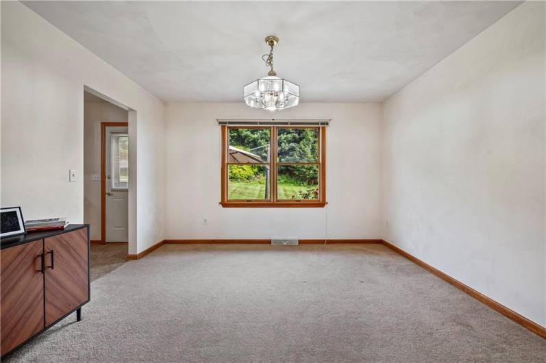 102 Whitetail Drive, Harrison City, PA 15636, 4 Bedrooms Bedrooms, 11 Rooms Rooms,2.1 BathroomsBathrooms,Residential,For Sale,Whitetail Drive,0,1711495