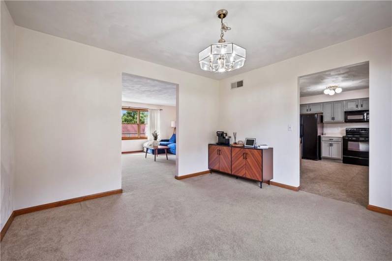 102 Whitetail Drive, Harrison City, PA 15636, 4 Bedrooms Bedrooms, 11 Rooms Rooms,2.1 BathroomsBathrooms,Residential,For Sale,Whitetail Drive,0,1711495