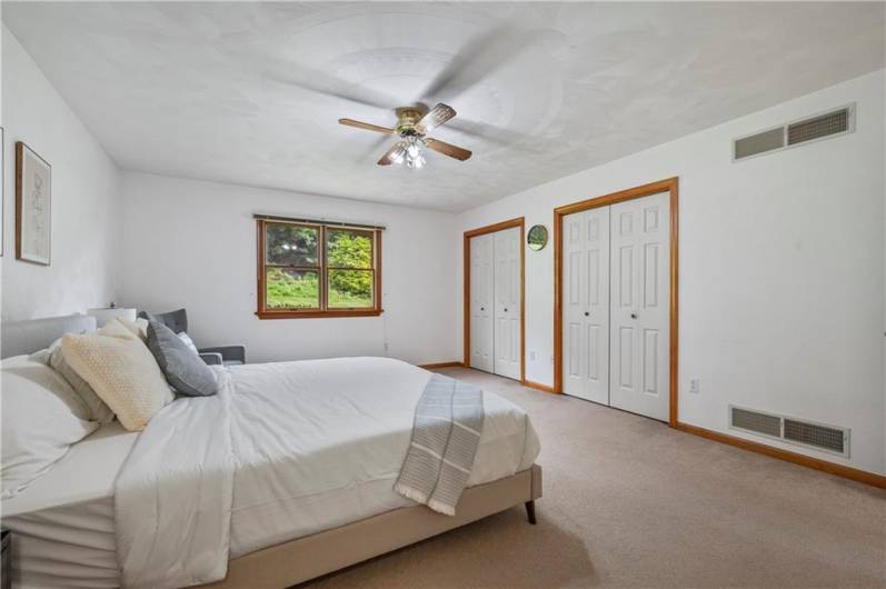102 Whitetail Drive, Harrison City, PA 15636, 4 Bedrooms Bedrooms, 11 Rooms Rooms,2.1 BathroomsBathrooms,Residential,For Sale,Whitetail Drive,0,1711495