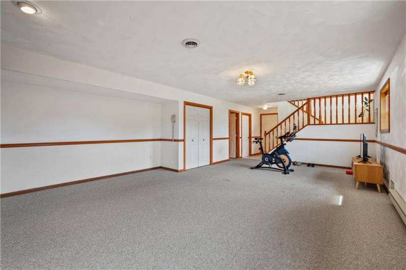 102 Whitetail Drive, Harrison City, PA 15636, 4 Bedrooms Bedrooms, 11 Rooms Rooms,2.1 BathroomsBathrooms,Residential,For Sale,Whitetail Drive,0,1711495
