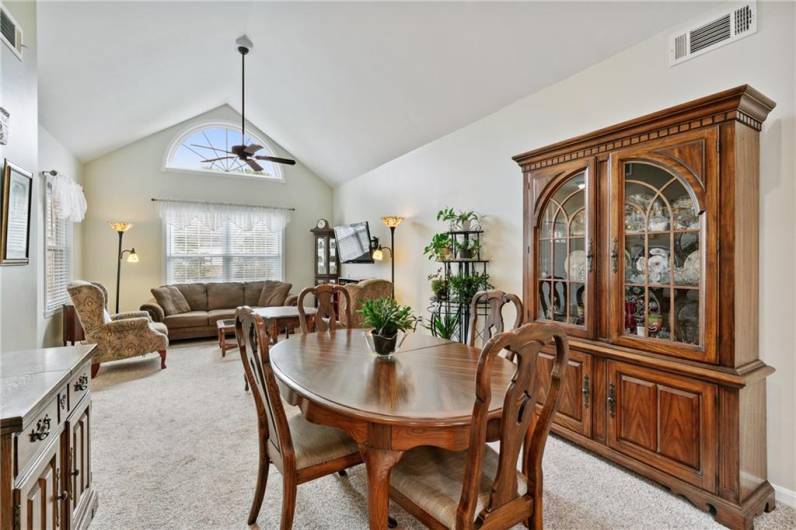 133 Canter Ln, Gibsonia, PA 15044, 3 Bedrooms Bedrooms, 7 Rooms Rooms,2.1 BathroomsBathrooms,Residential,For Sale,Canter Ln,0,1711501