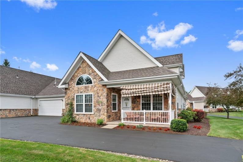 133 Canter Ln, Gibsonia, PA 15044, 3 Bedrooms Bedrooms, 7 Rooms Rooms,2.1 BathroomsBathrooms,Residential,For Sale,Canter Ln,0,1711501