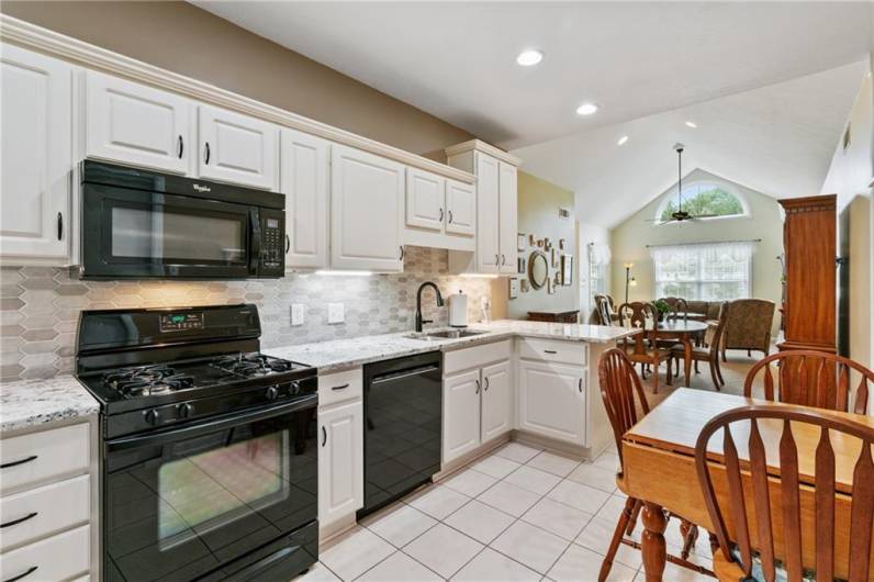 133 Canter Ln, Gibsonia, PA 15044, 3 Bedrooms Bedrooms, 7 Rooms Rooms,2.1 BathroomsBathrooms,Residential,For Sale,Canter Ln,0,1711501