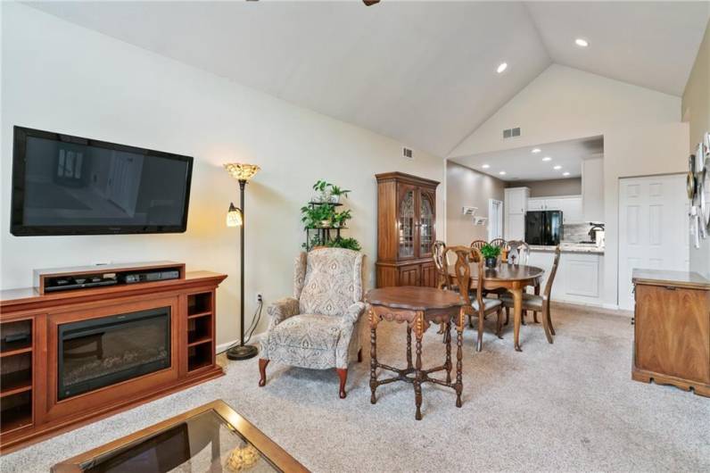 133 Canter Ln, Gibsonia, PA 15044, 3 Bedrooms Bedrooms, 7 Rooms Rooms,2.1 BathroomsBathrooms,Residential,For Sale,Canter Ln,0,1711501